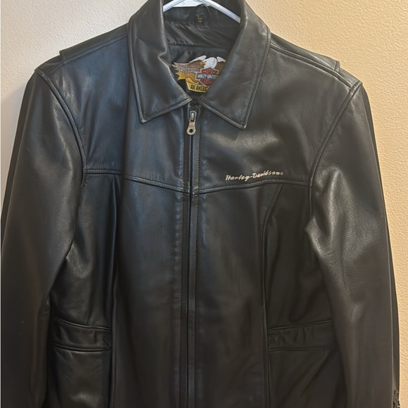 Harley Davidson Vintage Leather Jacket - Picture 3 of 10